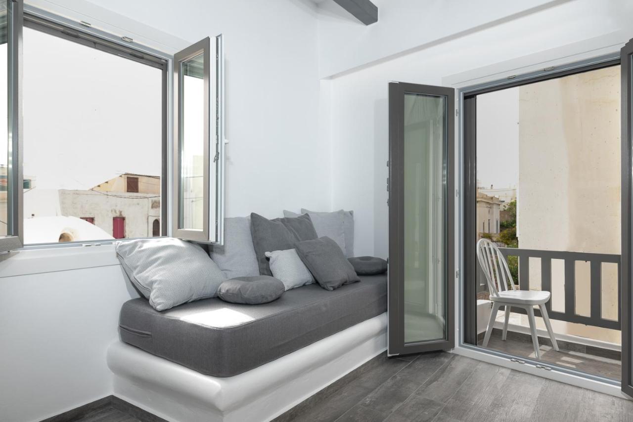 El_Puerto Luxury Port Suites Naxos City Екстериор снимка