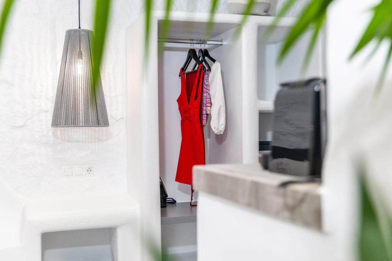 El_Puerto Luxury Port Suites Naxos City Екстериор снимка